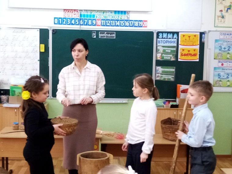 Откуда к нам хлеб пришел.